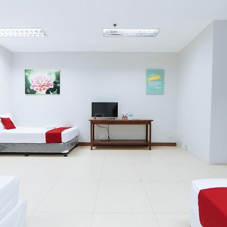 Reddoorz @ San Jose Tagbak Jaro Iloilo Hotel Екстериор снимка