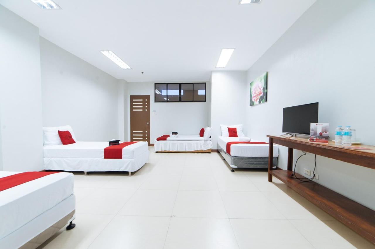Reddoorz @ San Jose Tagbak Jaro Iloilo Hotel Екстериор снимка