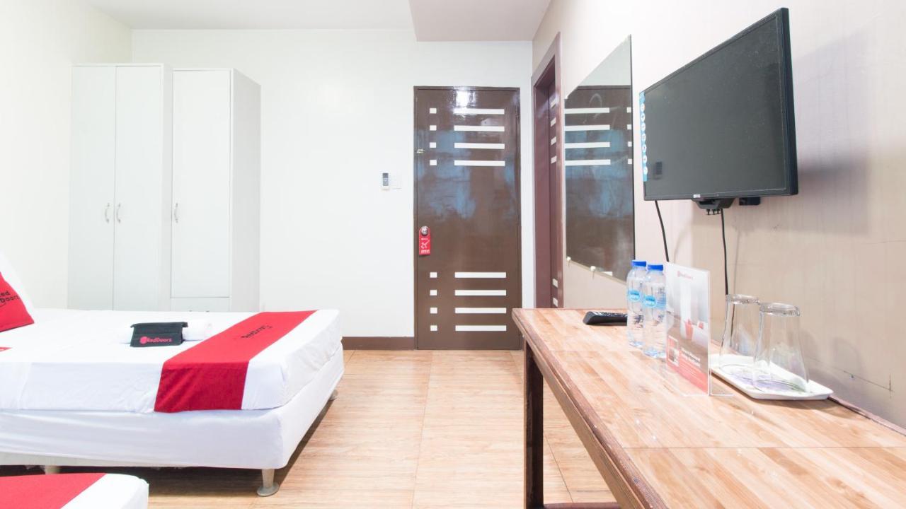 Reddoorz @ San Jose Tagbak Jaro Iloilo Hotel Екстериор снимка