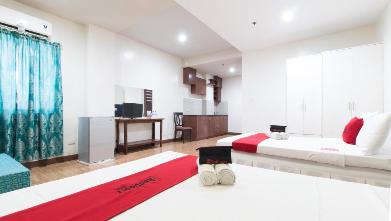 Reddoorz @ San Jose Tagbak Jaro Iloilo Hotel Екстериор снимка