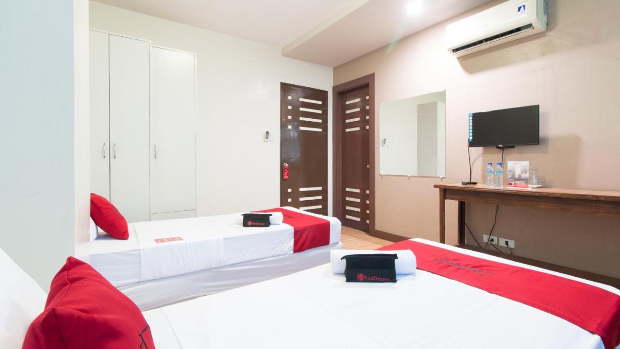 Reddoorz @ San Jose Tagbak Jaro Iloilo Hotel Екстериор снимка
