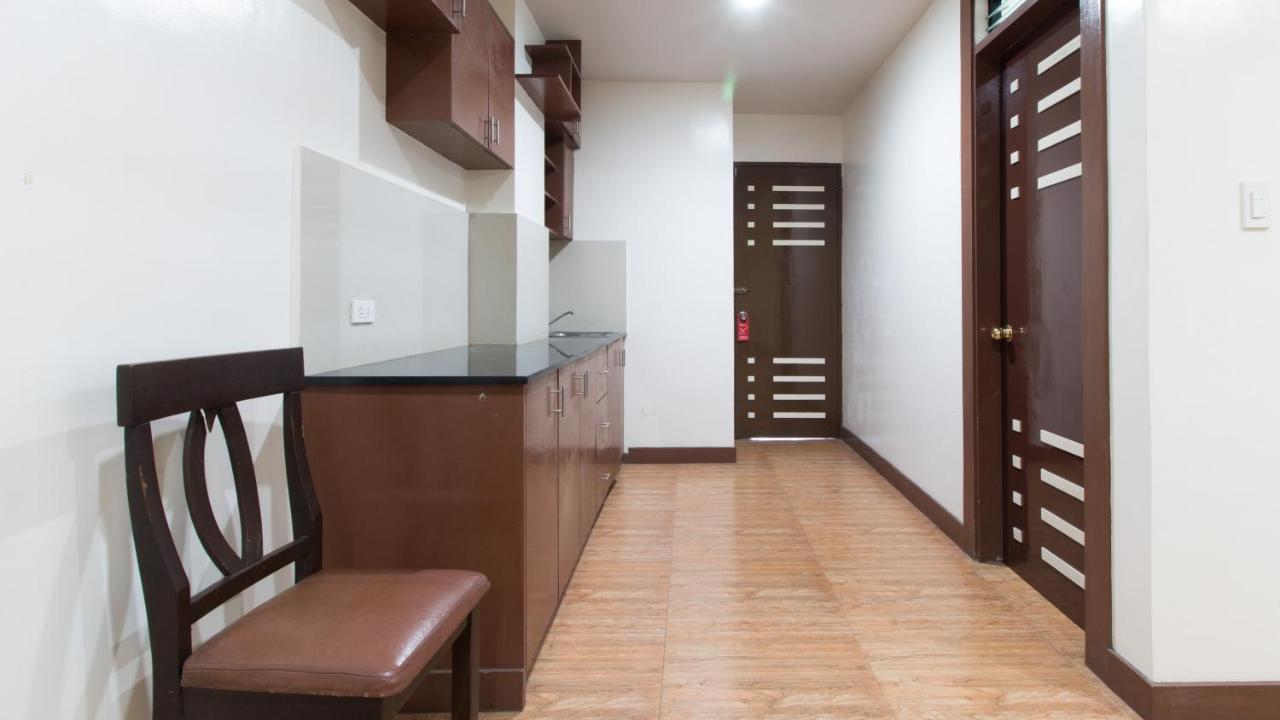 Reddoorz @ San Jose Tagbak Jaro Iloilo Hotel Екстериор снимка