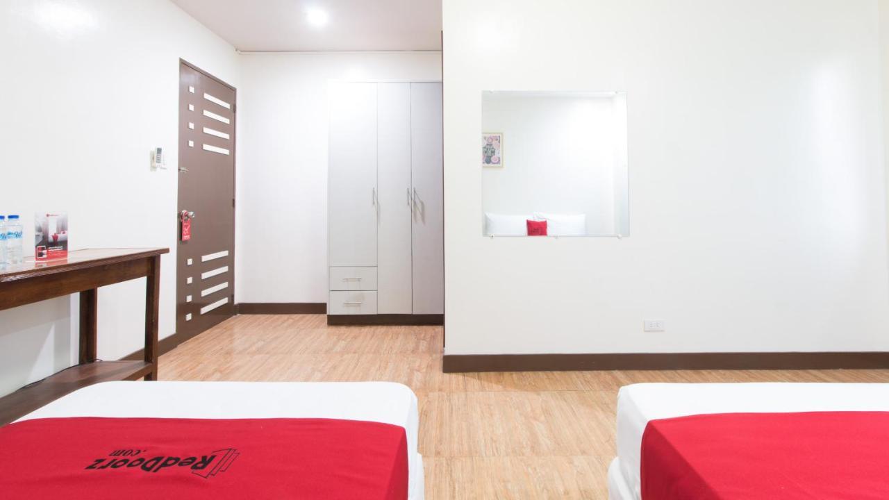 Reddoorz @ San Jose Tagbak Jaro Iloilo Hotel Екстериор снимка