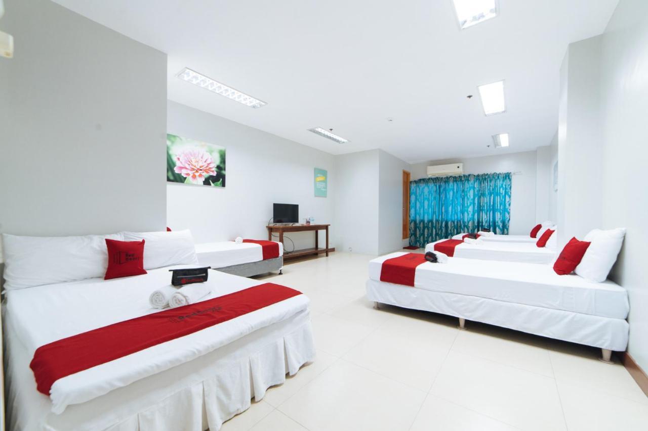 Reddoorz @ San Jose Tagbak Jaro Iloilo Hotel Екстериор снимка
